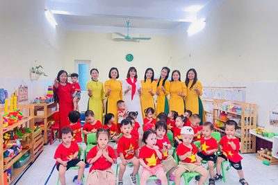 TỔ NHÀ TRẺ – TẬP THỂ TIÊU BIỂU TRONG PHONG TRÀO THI ĐUA NĂM HỌC 2025 – 2026